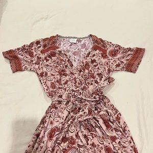 Beautiful floral dress size medium